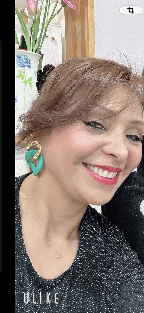 Maquillaje de día con sombras en tonos cálidos